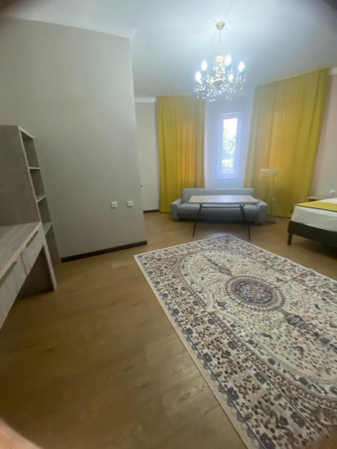 Green Town Hotel Szymkent Zewnętrze zdjęcie